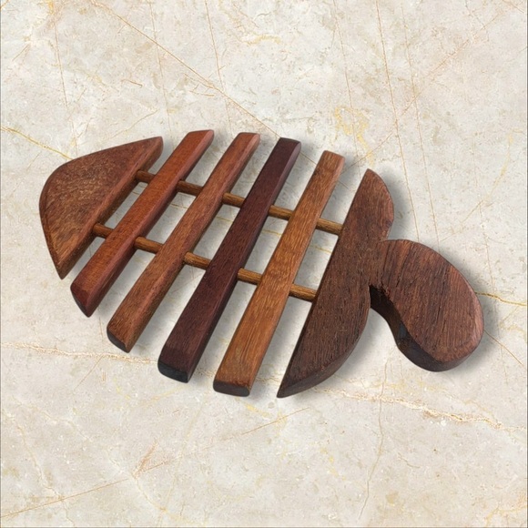 Handmade Strawberry Teak Wood Trivet for Hot Dishes, Pot Pan or Tea Pot Holder - Picture 4 of 10